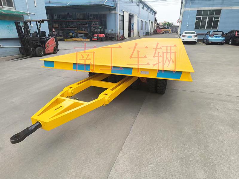 30吨重型12米牵引欧冠联赛联赛(中国) 全挂车橙色