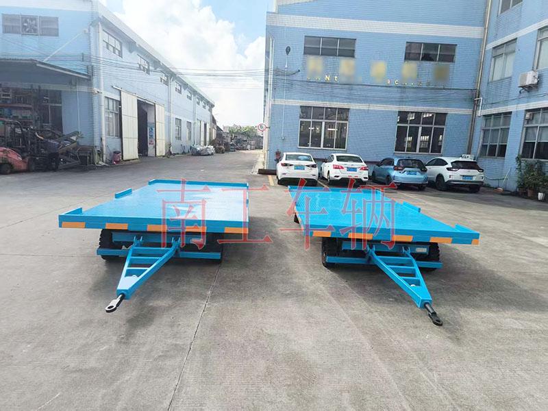 4吨牵引欧冠联赛联赛(中国) 全挂式工具拖车