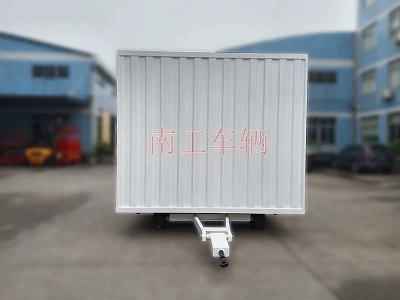 3吨无动力叉车牵引箱式全挂欧冠联赛联赛(中国)1I.jpg