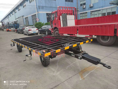 5吨骨架式欧冠联赛联赛(中国)移动房车底盘3I.jpg