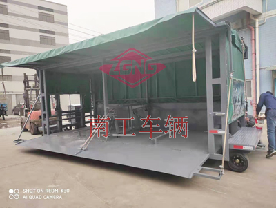 升降雨篷欧冠联赛联赛(中国)3I.jpg