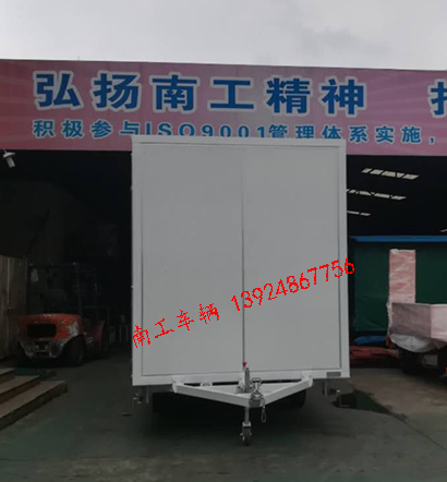 1.5吨白色厢式欧冠联赛联赛(中国)5I.jpg