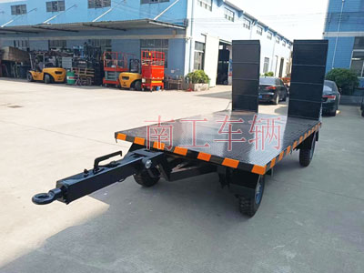 3吨带爬梯工业牵引欧冠联赛联赛(中国)1I.jpg
