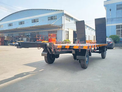 3吨带爬梯工业牵引欧冠联赛联赛(中国)3I.jpg