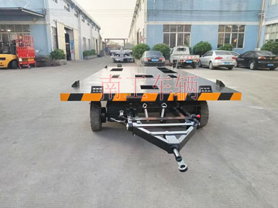 10.5吨牵引箱变欧冠联赛联赛(中国)（预制舱拖车）3I.jpg