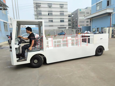 2吨座驾式纯电动欧冠联赛联赛(中国)4I.jpg