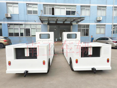 2吨座驾式纯电动欧冠联赛联赛(中国)3I.jpg