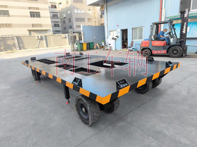 10吨预制方舱欧冠联赛联赛(中国) 拖车底盘2I.jpg