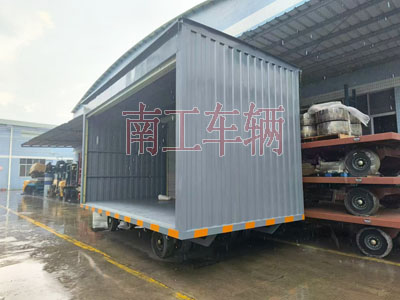 10吨箱式欧冠联赛联赛(中国)两侧带卷帘门1I.jpg