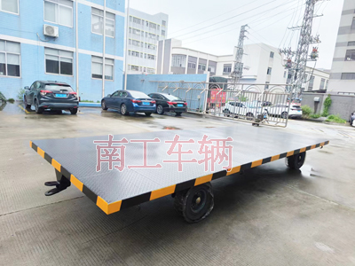 6吨牵引欧冠联赛联赛(中国) 工业全挂拖车3I.jpg