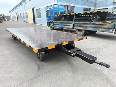 5吨全挂式欧冠联赛联赛(中国) 移动拖车底盘1I.jpg