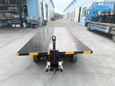 5吨全挂式欧冠联赛联赛(中国) 移动拖车底盘2I.jpg
