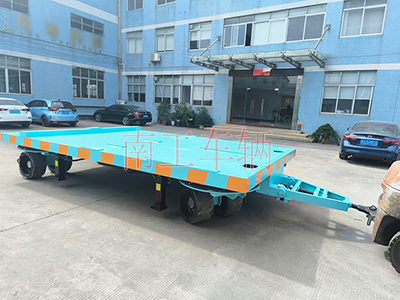 18吨重型欧冠联赛联赛(中国) 四个转盘工具拖车I.jpg