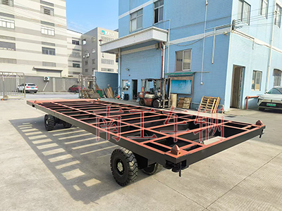12吨骨架式欧冠联赛联赛(中国) 带角锁刹车全挂车2I.jpg