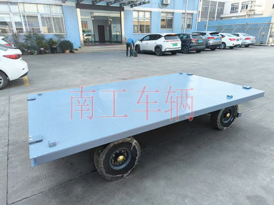 3吨小型牵引欧冠联赛联赛(中国) 全挂车2I.jpg