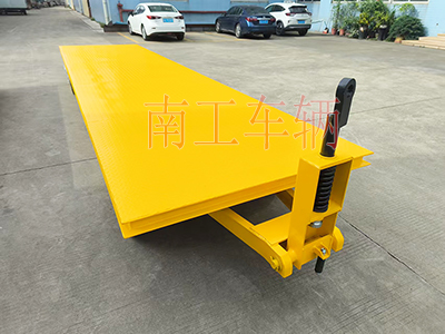 5吨欧冠联赛联赛(中国) 牵引平板全挂拖车4I.jpg