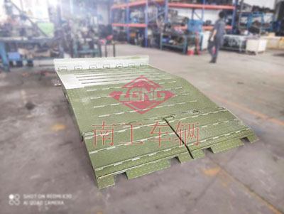 25吨移动登车桥 登陆舰梯台1I.jpg